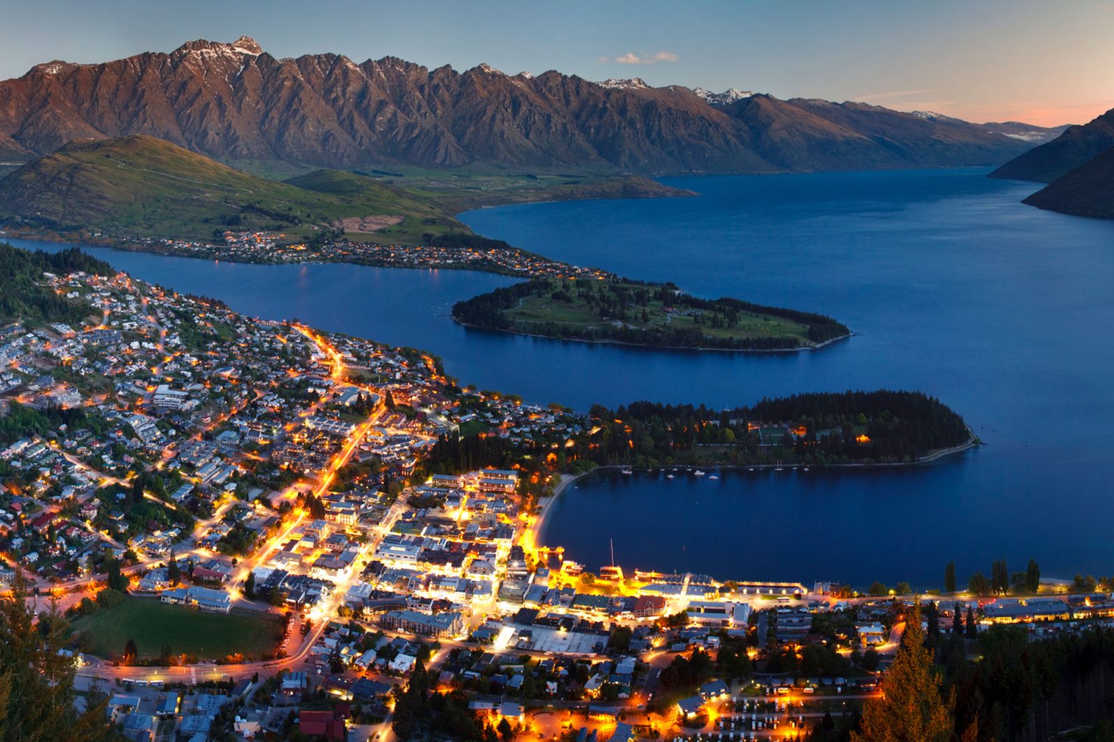 New Zealand Holidays for 2023/2024 | Discover the World