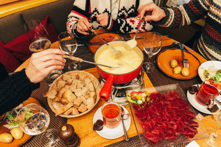 switzerland-fondue-astk