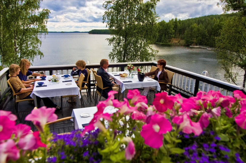 sahanlahti-resort-terrace-view-koskivahti