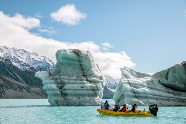 new-zealand-tasman-glacier-canterbury-tnz