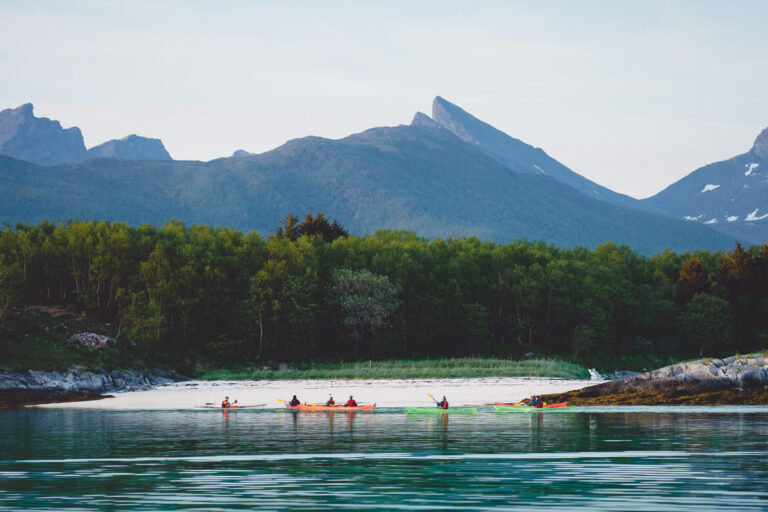 norway-kayaking-senja-vn