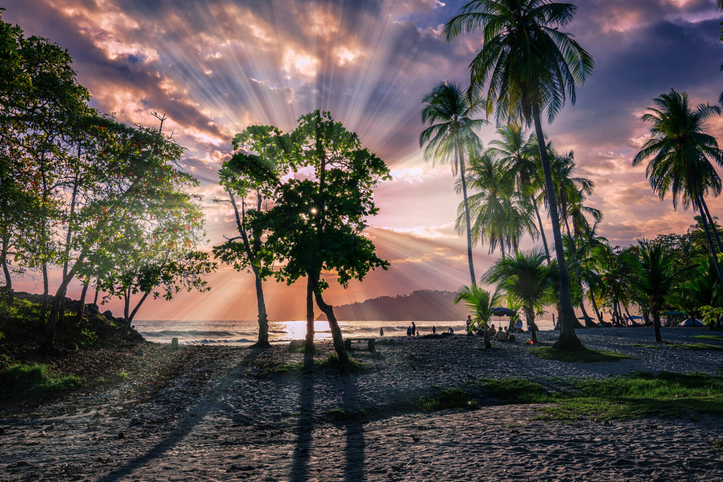 costa-rica-corcovado-sunset-beach-palms-rth