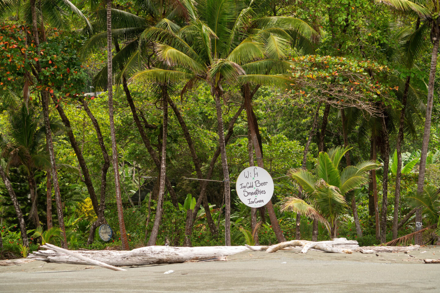 costa-rica-osa-beach-sign-relaxed-vibe-rth