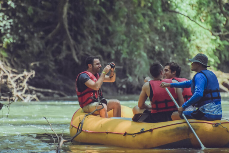 costa-rica-penas-blanca-boat-safari-photo-stop-bp