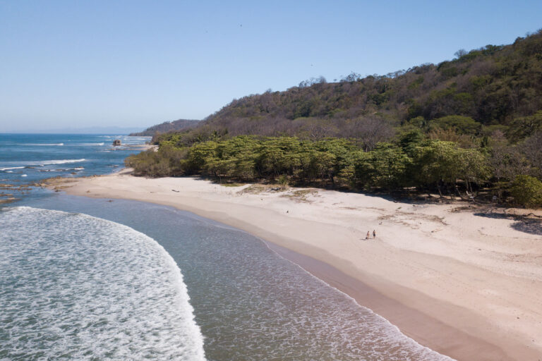 costa-rica-santa-teresa-beach-astk