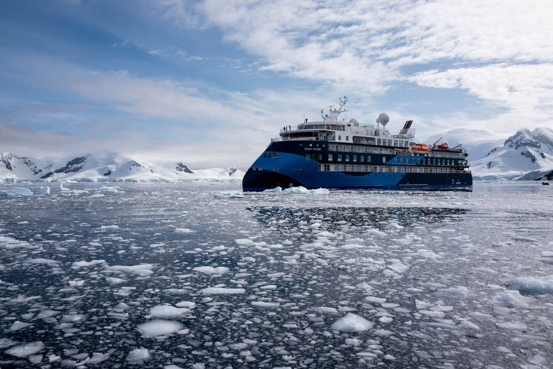 ocean-victory-external-side-in-ice