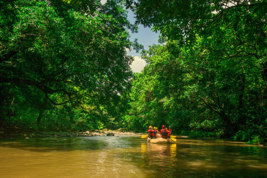 rafting-in-costa-rica-istk