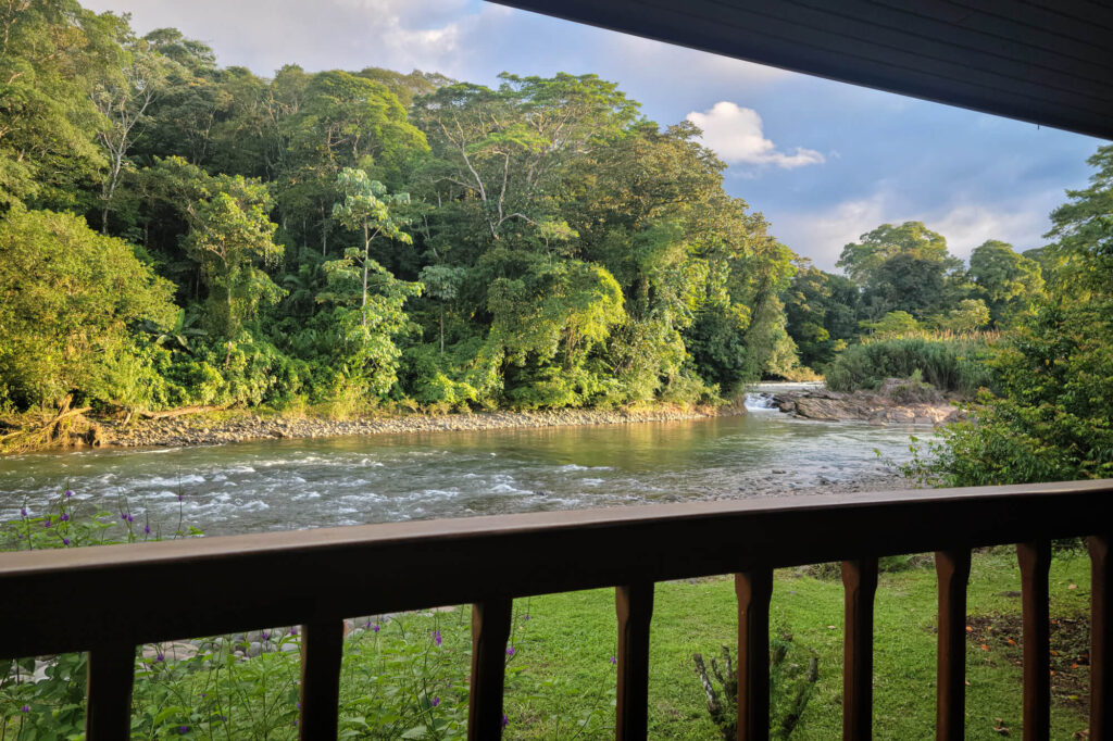 selva-verde-lodge-balcony