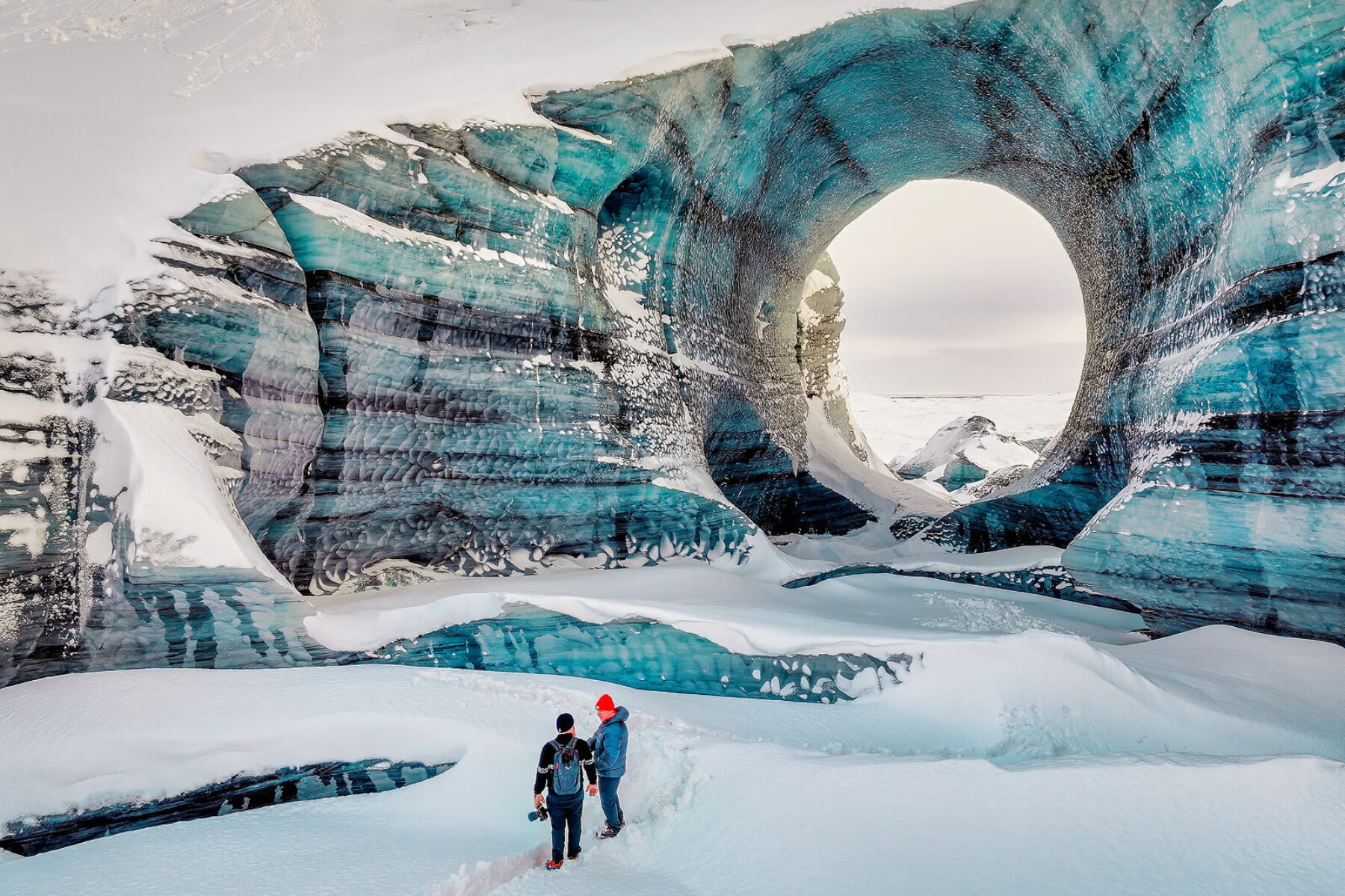 iceland-exploring-myrdalsjokull-ice-caves-rth