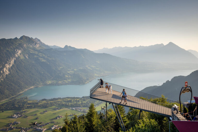 switzerland-harder-kulm-family-thunersee