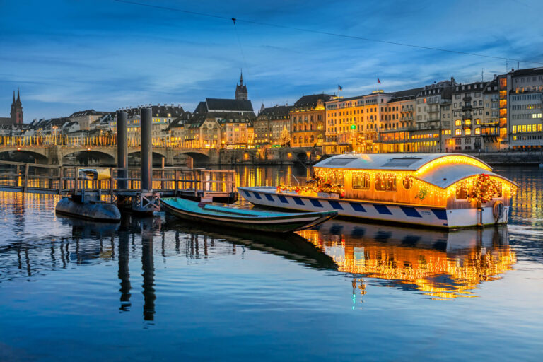 switzerland-basel-boat-river-christmas-market-1