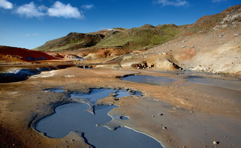 iceland reykjanes peninsula krisuvik ap