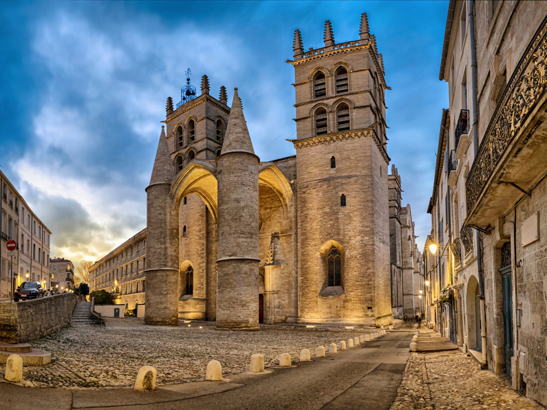 Picture of a castle in sete