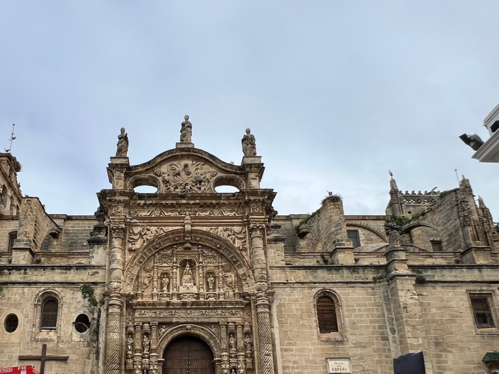 Picture of a church in Cadiz